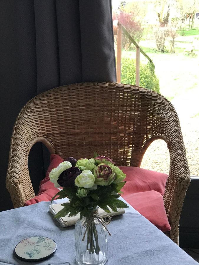 MalandryAu Balcon Du Bonheur别墅 外观 照片